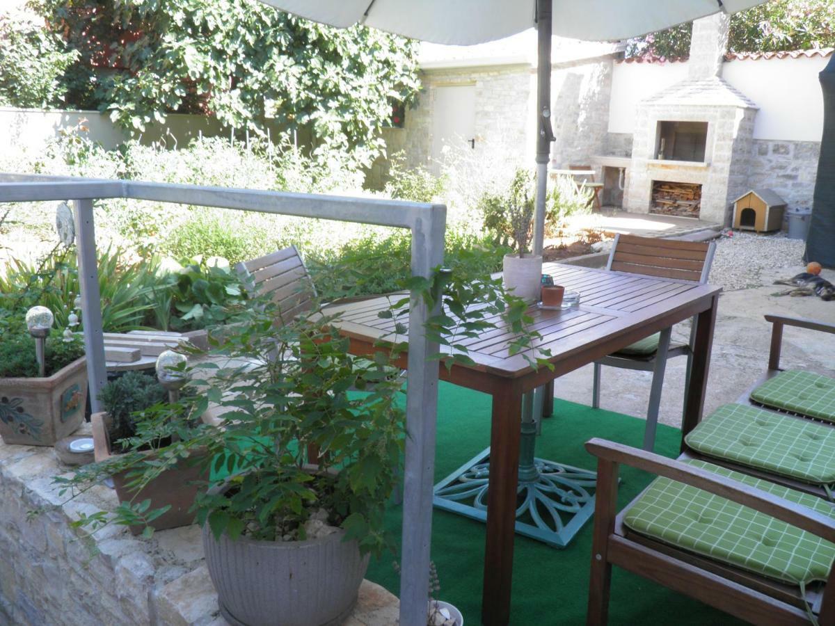 Apartments Vanesa بولا المظهر الخارجي الصورة